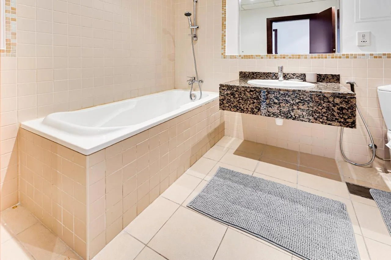 2 Bd Apartment In Bahar Jbr Dubai Birleşik Arap Emirlikleri